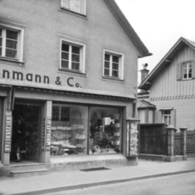 Bild des Geschäfts von vor 125 Jahren